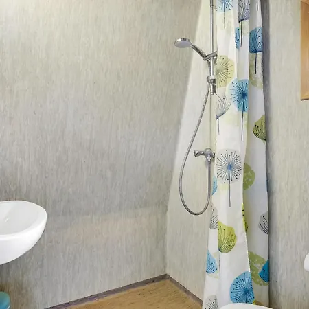 2 Bedroom Stunning In 프레데리치아